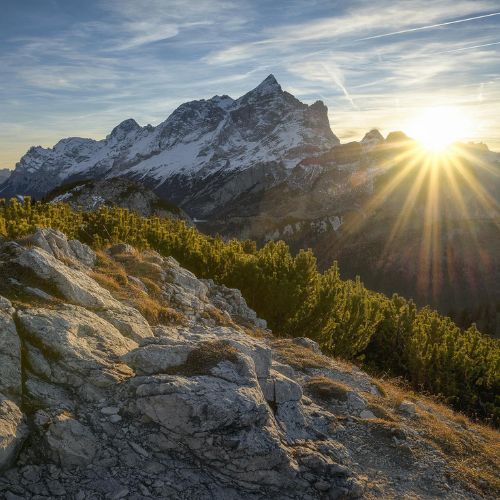 Sonnenuntergang am Berg